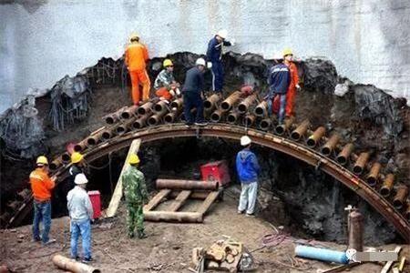 禹城隧道钢花管支护案例
